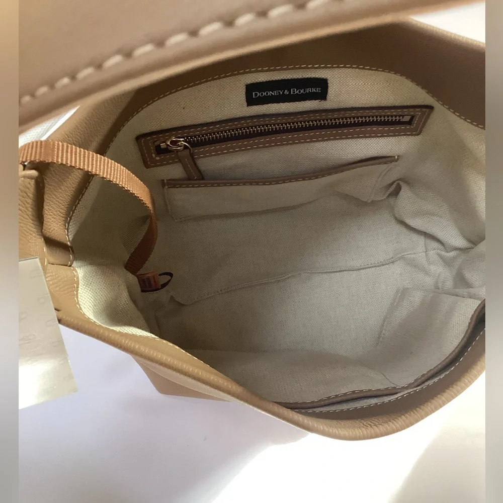 Dooney & Bourke Logo Lock Sac all leather Carmel purse, NWT